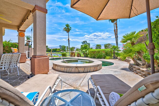 Building Photo - 29543 W Laguna Dr