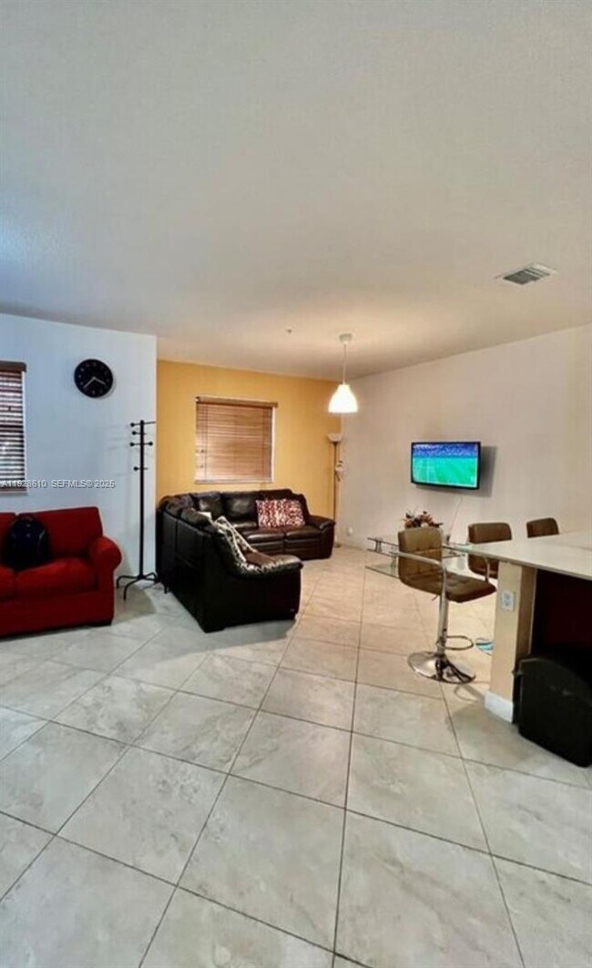 Primary Photo - 290 NW 109th Ave