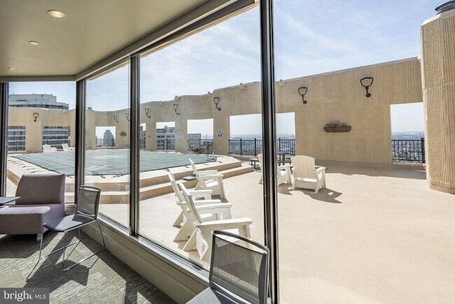 Building Photo - 2018 Walnut St