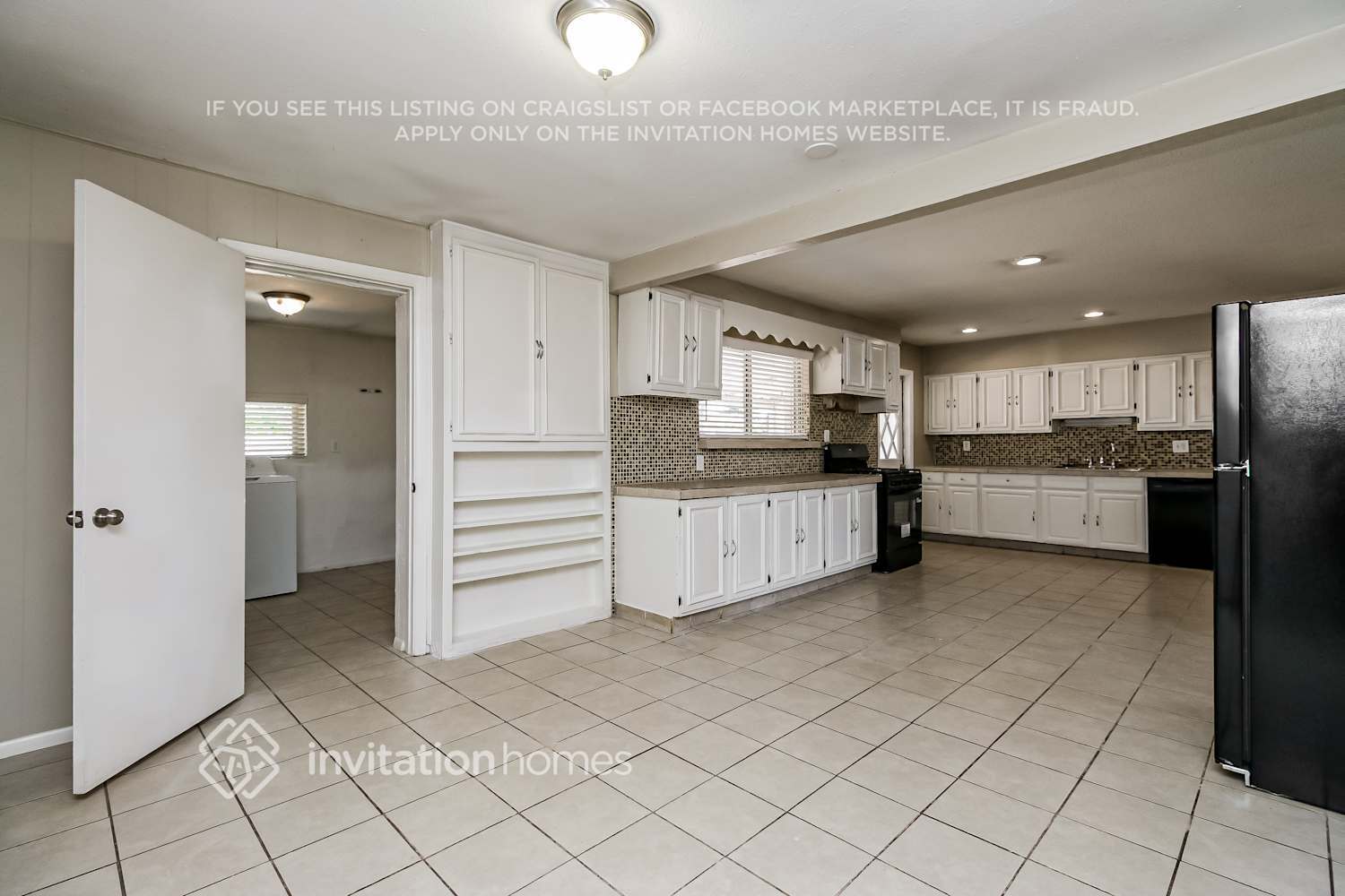 Building Photo - 1754 W 2nd St