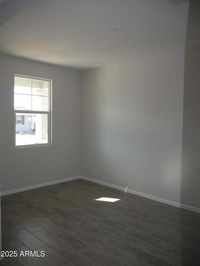 Building Photo - 18156 W Daley Ln