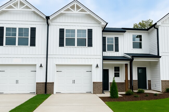Building Photo - MOVE IN READY -3 Bed, 2.5 Bath 1 car garag...