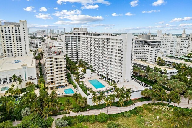 Building Photo - 100 Lincoln Rd