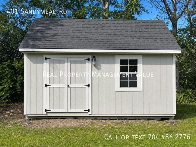 Building Photo - 401 Sandymead Rd