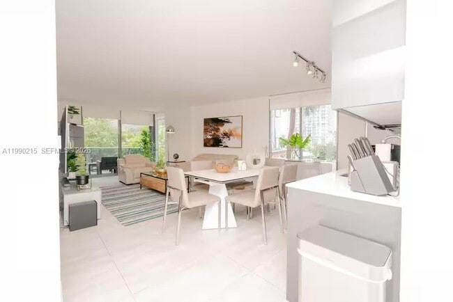 Building Photo - 31 SW 6th St