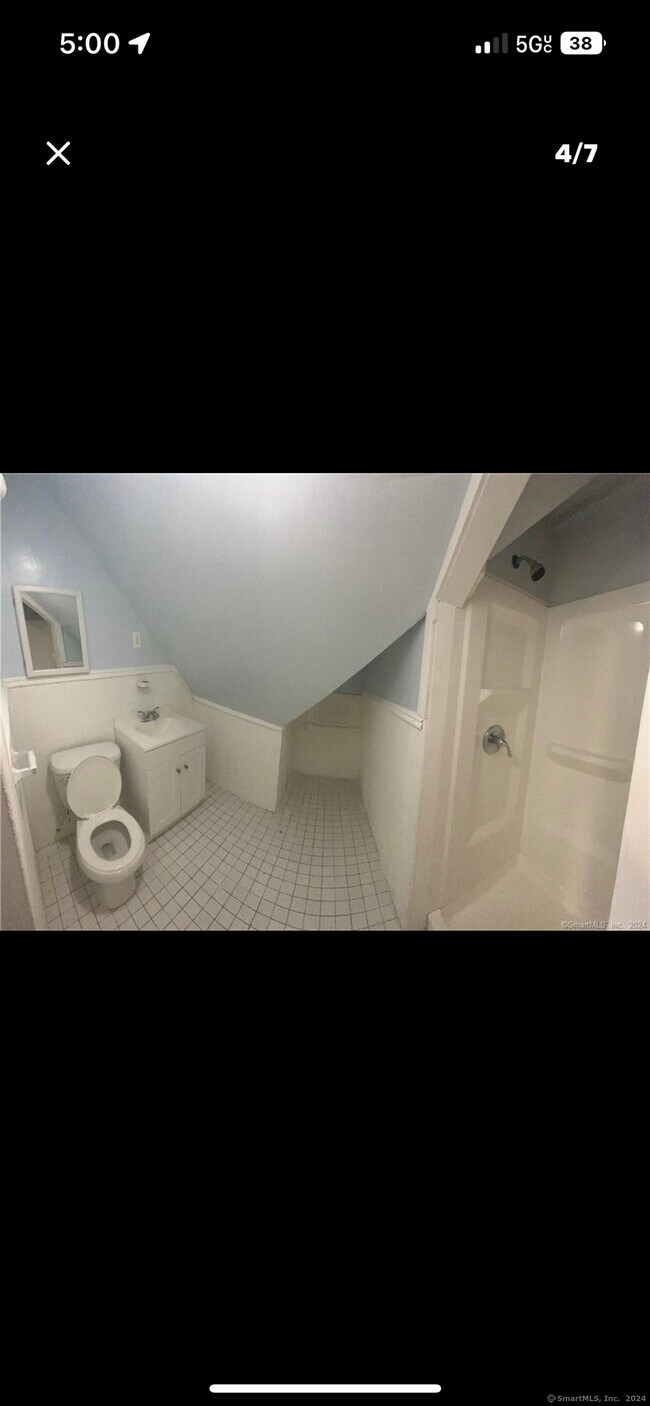 Building Photo - 273-275-275 Judson Pl