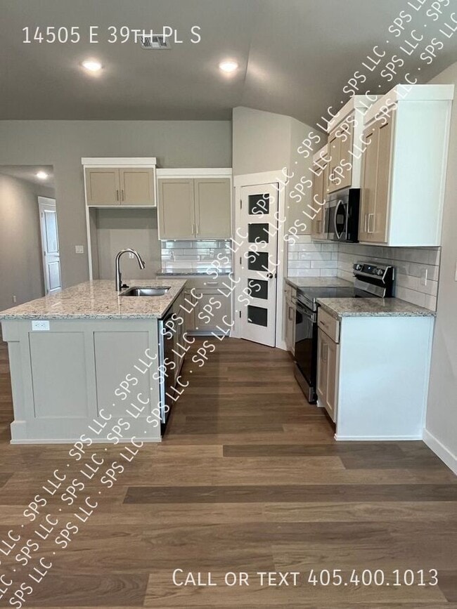 Building Photo - 14505 E 39th Pl S