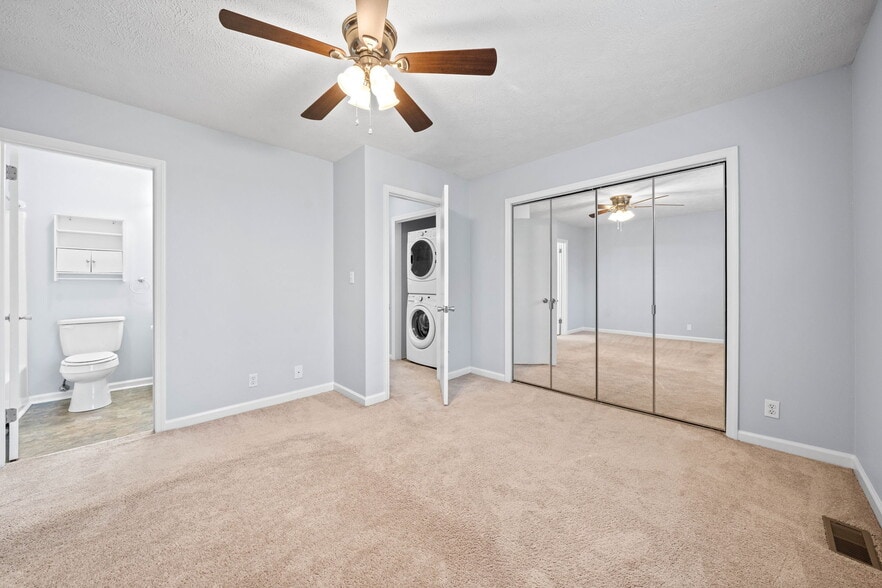 Building Photo - 113 Azalea Ct