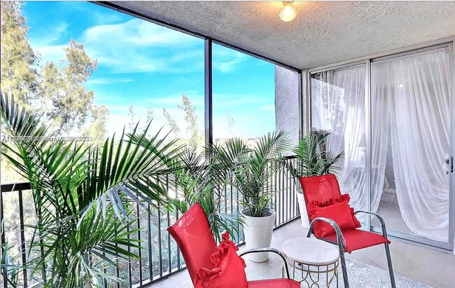 BALCONY - 7001 Environ Blvd