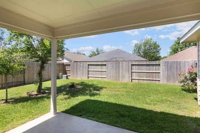 Building Photo - 32350 Cross Spring Park Ln