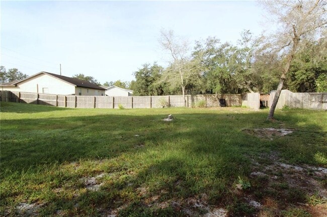 Building Photo - 2640 Collingswood Dr
