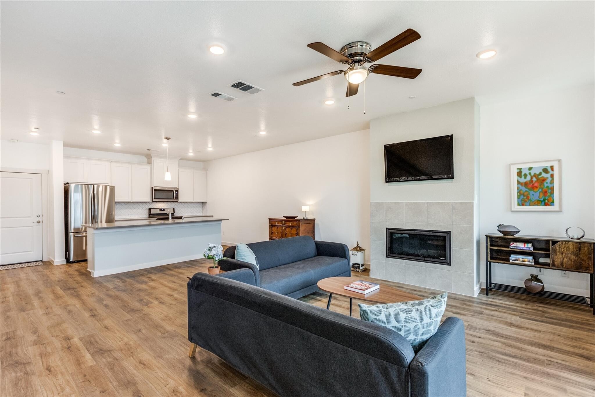 Building Photo - 3891 Pine Leaf Ln