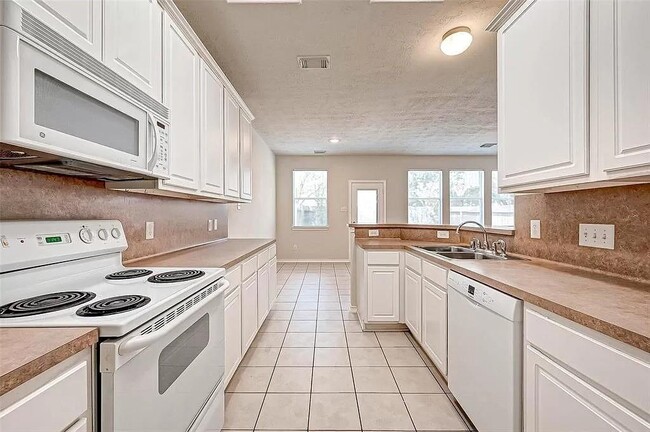 Building Photo - 25218 Boulder Bend Ln