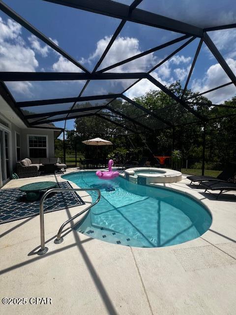 Building Photo - 136 Hombre Cir