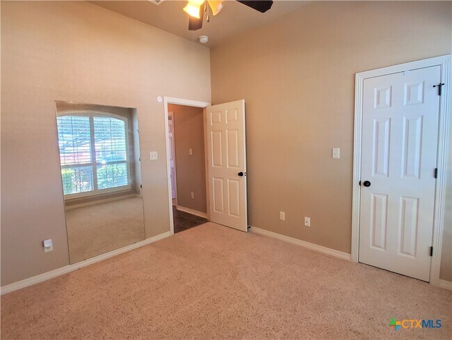 Building Photo - 5020 Sean Patrick Glen