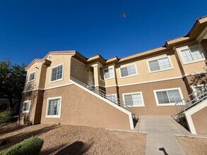 Building Photo - 833 Aspen Peak Loop