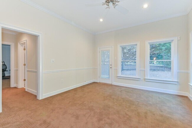 Building Photo - 3030 Sugarloaf Club Dr