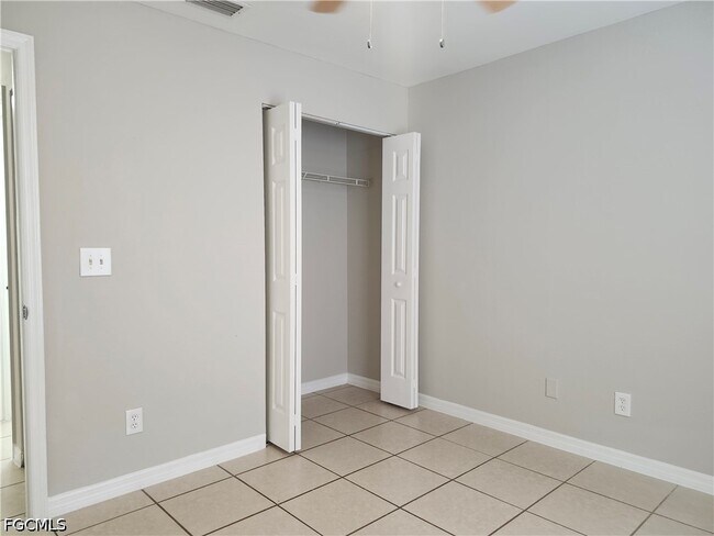 Building Photo - 1110 Hightower Ave S