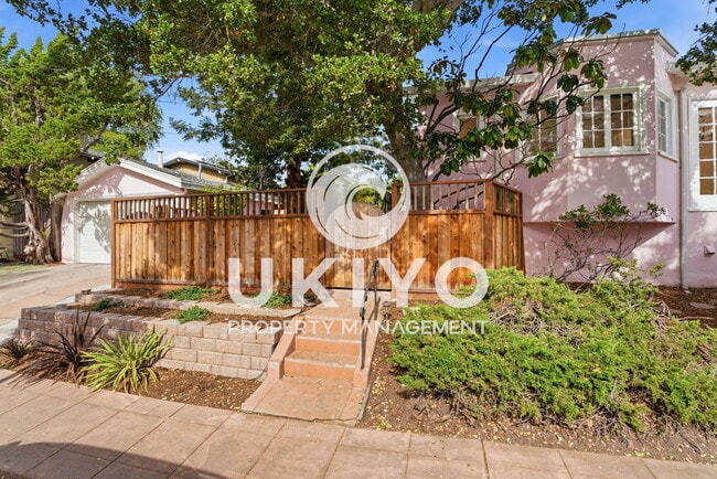 Building Photo - 1801 Marin Ave