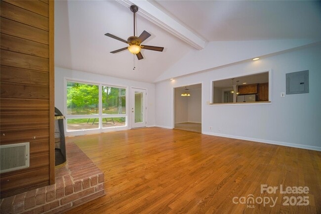 Building Photo - 1123 Lynbrook Dr