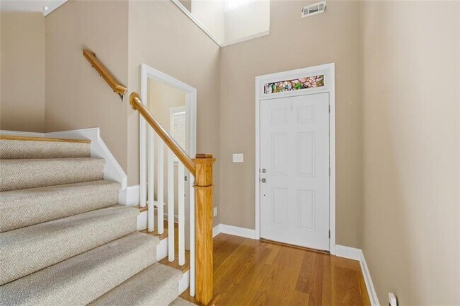 Building Photo - 2532 Village Creek Landing SE