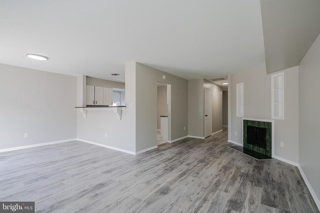 Building Photo - 7932 Silverada Pl