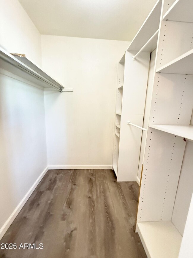 Building Photo - 843 N Arroya Rd