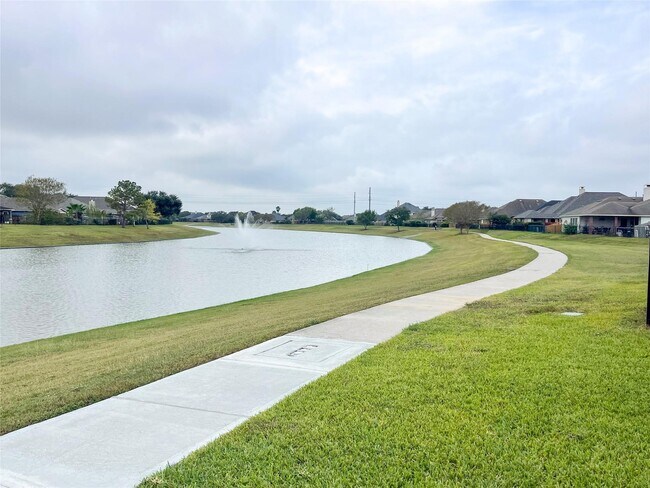 Building Photo - 3257 Gladewater Ln