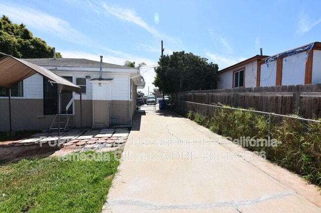 Building Photo - 6742 Zane Ct