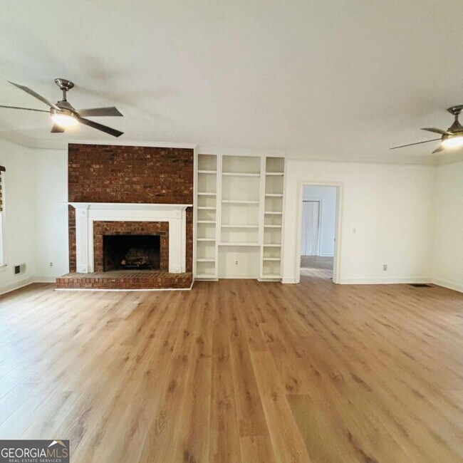 Building Photo - 3775 Belle Glade Trail SW