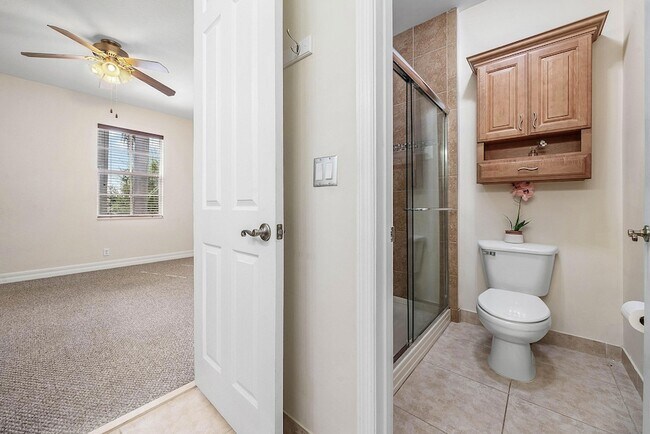 Building Photo - 3446 Princeton Dr