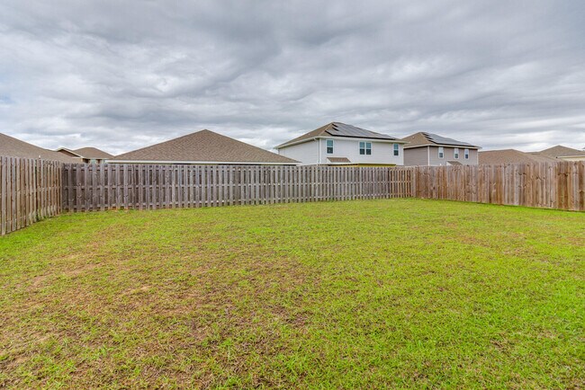 Building Photo - 1034 Limpkin St