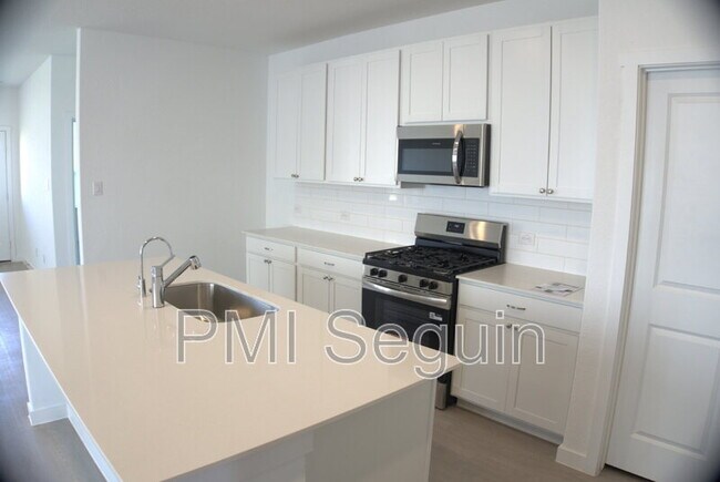 Building Photo - 8965 Gila Rdg