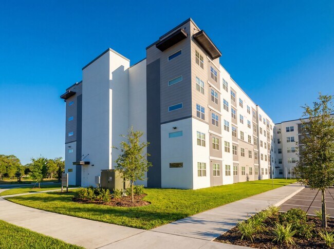 Building Photo - 5579 Millenia Park Blvd