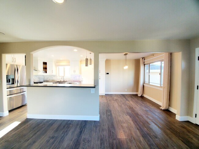 Building Photo - Stunning home in san mateo