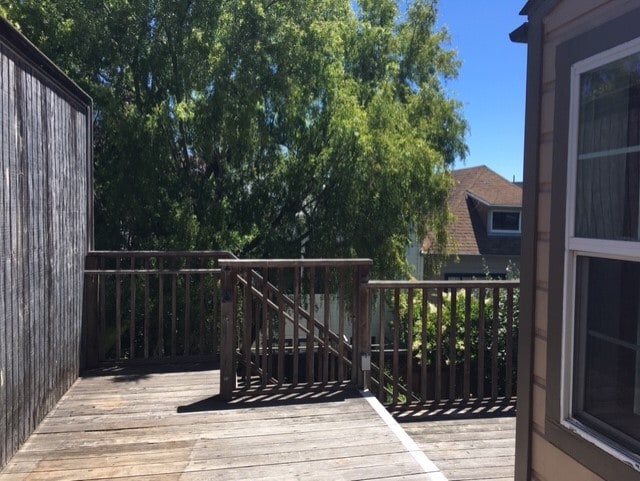 Upper Deck Looking Back - 261 Anderson St