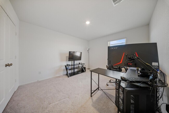 Building Photo - 6304 Barrington Clf Trl