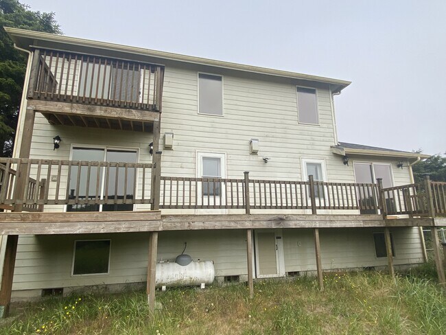 Building Photo - 371 Sand Dune Ave NW