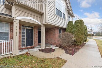 Building Photo - 47655 Pembroke Dr