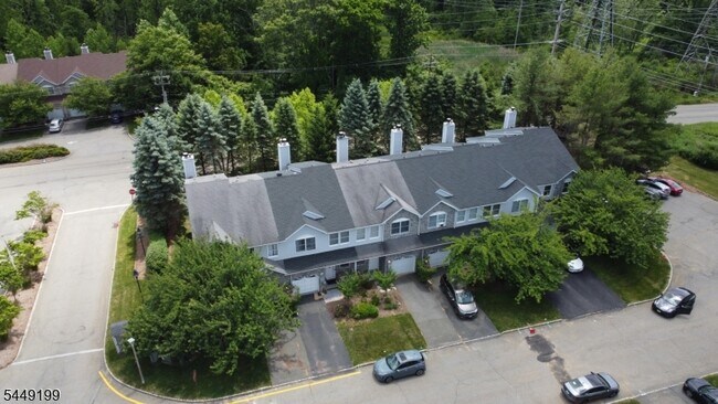 Building Photo - 11 Wiley Ct