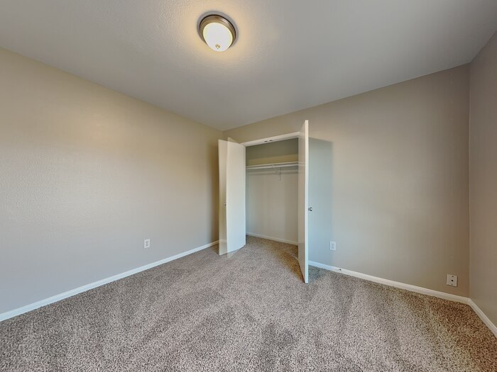 Building Photo - 10515 Berclair Dr