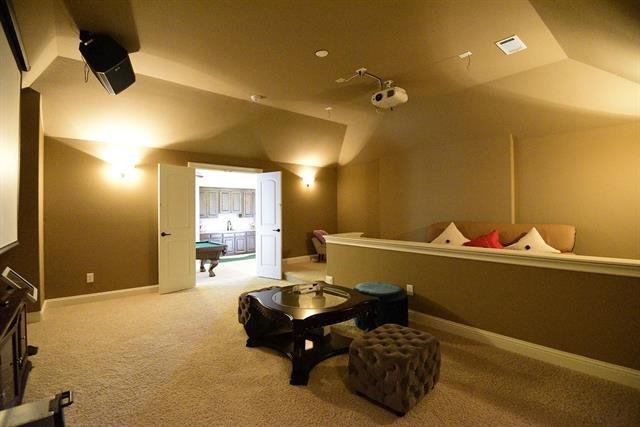 Building Photo - 7304 Meadow Glen Dr