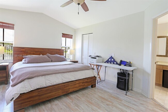 Building Photo - 873 Sand Creek Cir