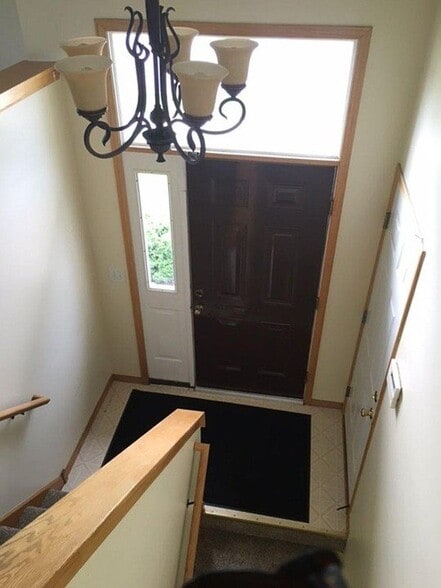 Building Photo - 4184 Jansen Ave NE