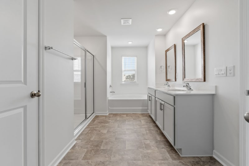 Building Photo - 121 Bayridge Rd