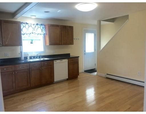 Building Photo - 341 North Ave