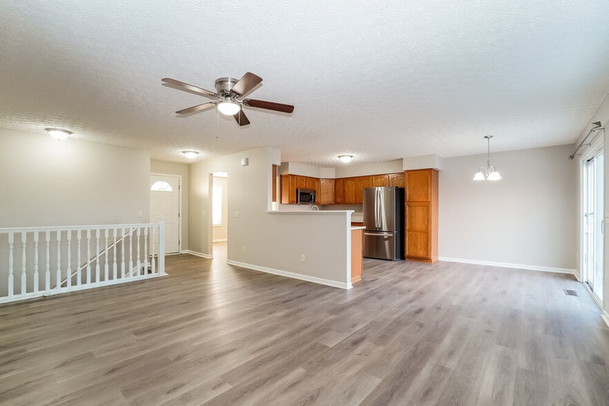 Building Photo - 9054 Jackies Bend