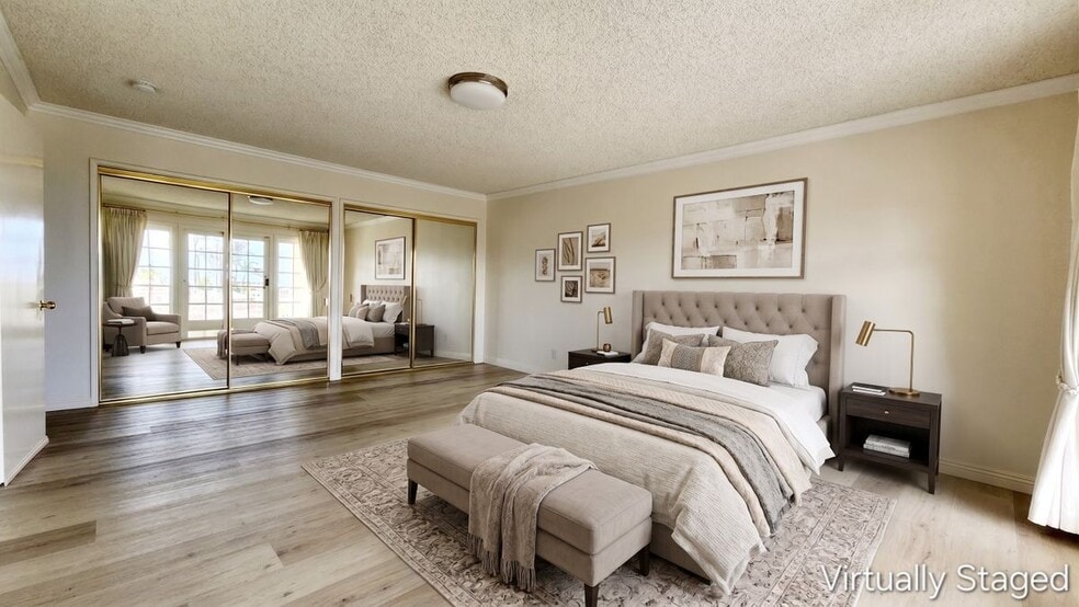 Building Photo - 6327 Sattes Dr