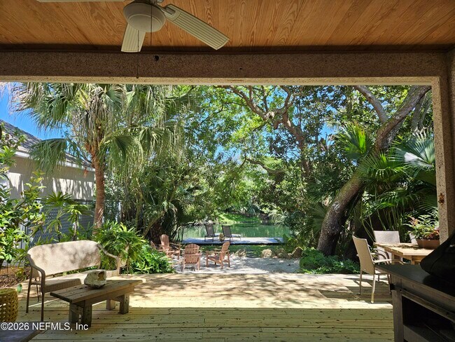 Building Photo - 216 Salt Grass Ct