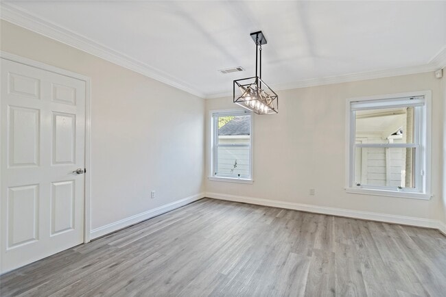 Building Photo - 2530 Wordsworth St